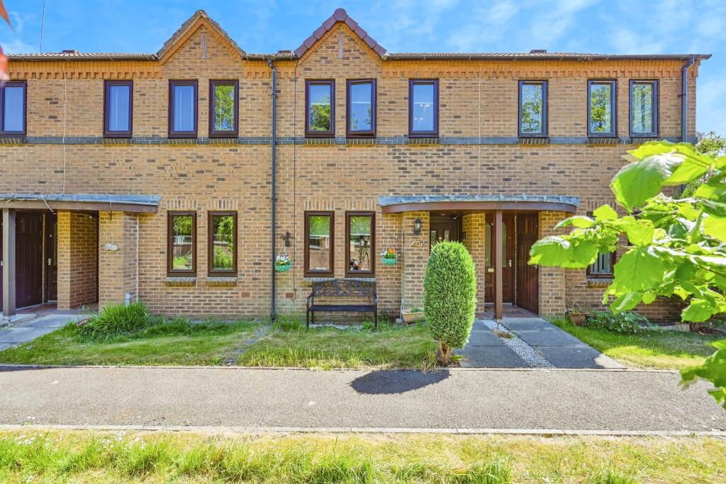 Main image of property: Etruria Gardens, Chester Green, Derby