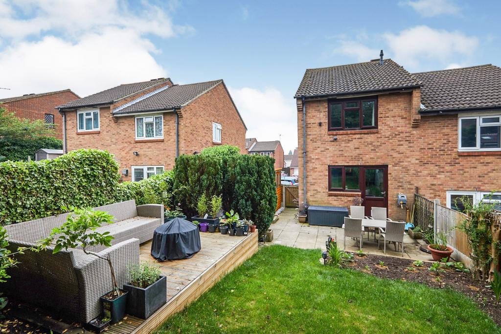 2 bedroom semidetached house for sale in Timbersbrook Close, Oakwood