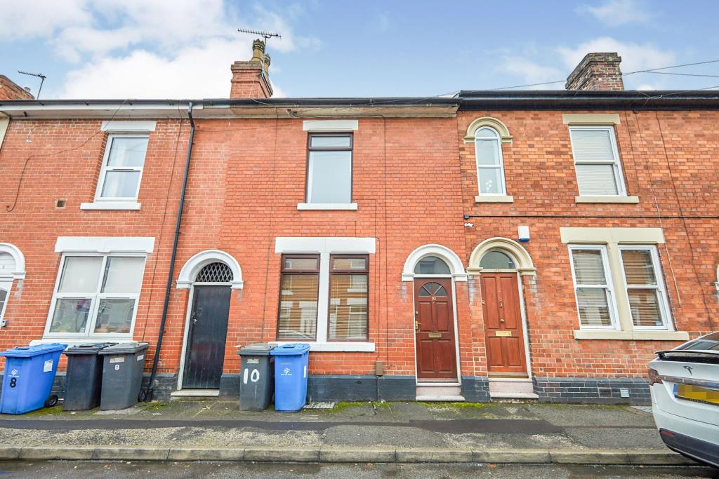 2 bedroom terraced house for sale in Radbourne Street, Derby, DE22