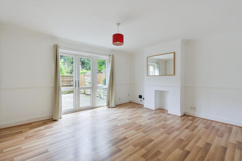 Main image of property: New North Road, London, N1