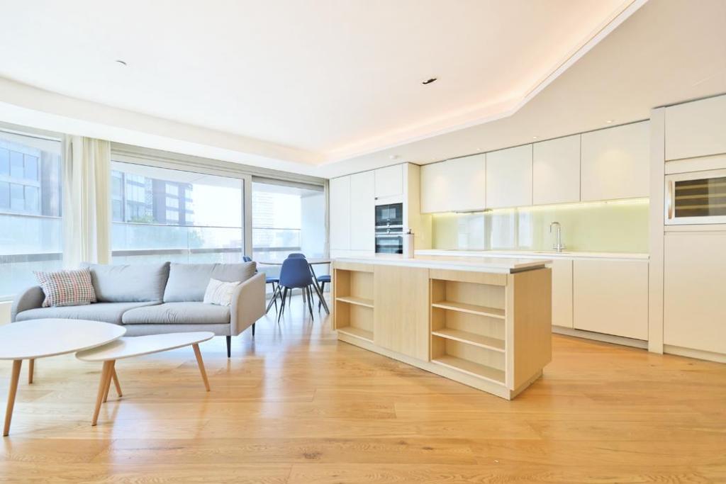 2 Bedroom Flat For Rent In Canaletto Tower City Road London Ec1v