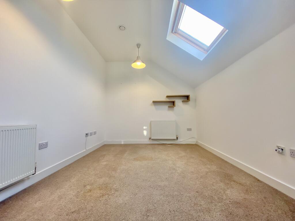 Additional property image - Harbourside, Great Eastern House, BS1 6GP