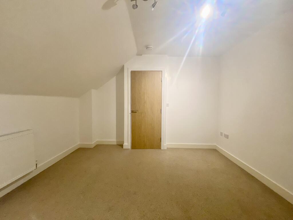 Additional property image - Harbourside, Great Eastern House, BS1 6GP