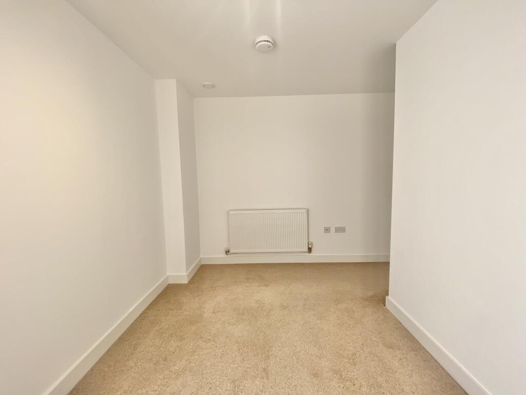 Additional property image - Harbourside, Great Eastern House, BS1 6GP