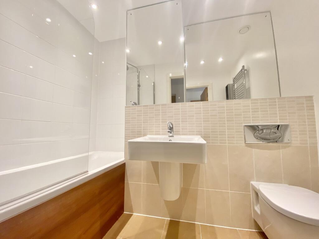 Additional property image - Harbourside, Great Eastern House, BS1 6GP