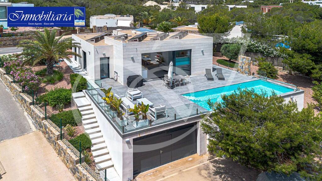 Main image of property: Las Colinas Golf, Alicante, Valencia