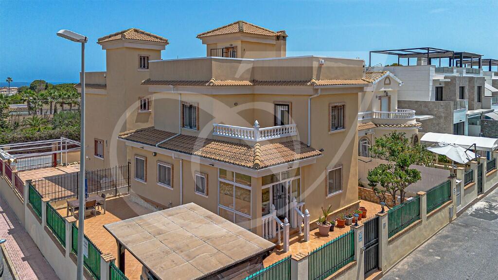 Main image of property: Orihuela-Costa, Alicante, Valencia