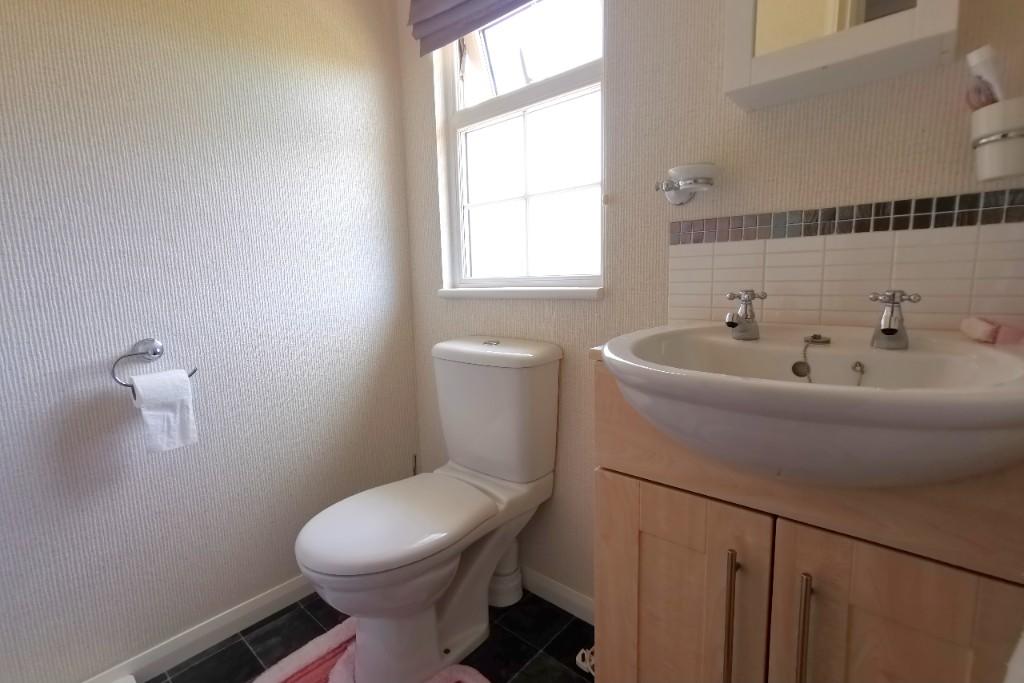 2 bedroom detached bungalow for sale in Oak Tree Lane, Eastbourne, East