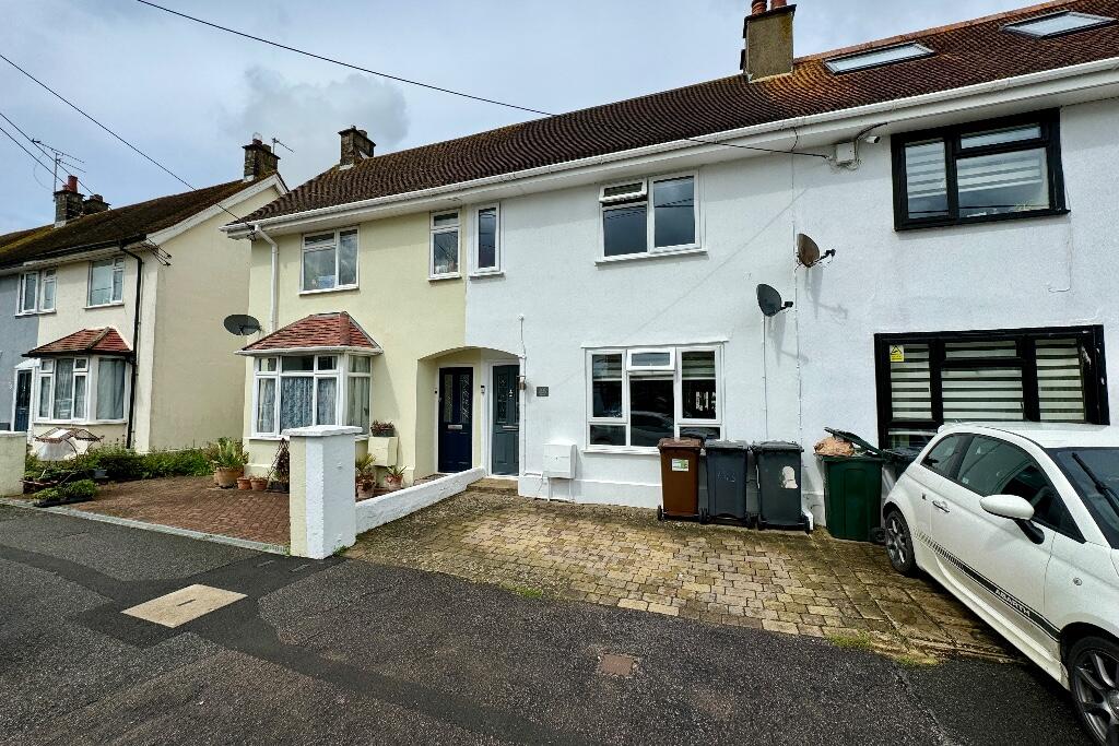 2 bedroom terraced house for sale in Victoria Road, Polegate, East