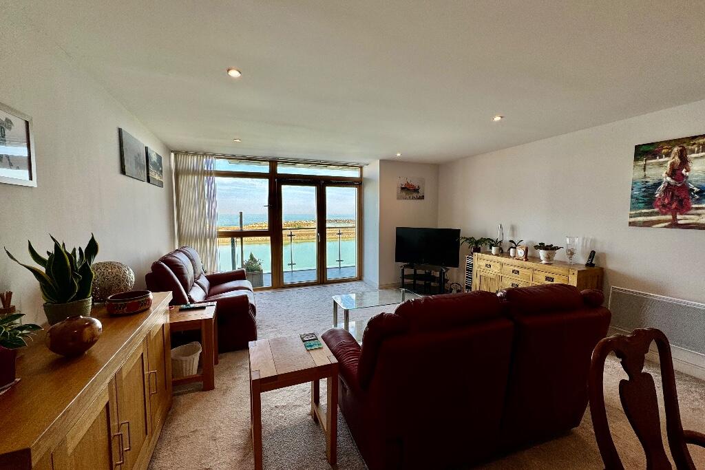 Additional property image - Sea Views, Sovereign Harbour, BN23