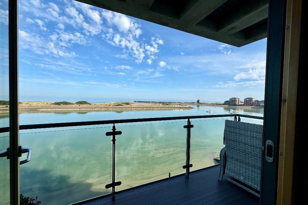 Additional property image - Sea Views, Sovereign Harbour, BN23