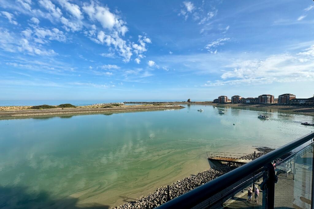 Additional property image - Sea Views, Sovereign Harbour, BN23