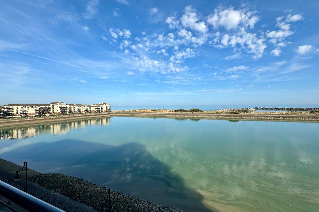 Additional property image - Sea Views, Sovereign Harbour, BN23