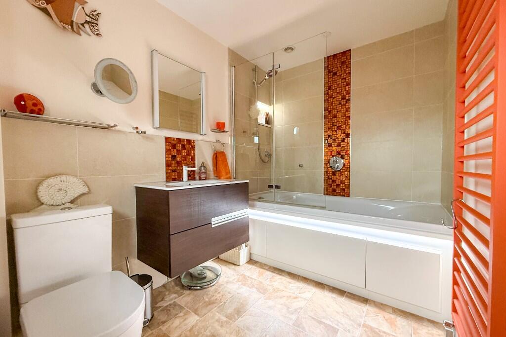 Additional property image - Windward Quay, Sovereign Harbour, Eastbourne, BN23