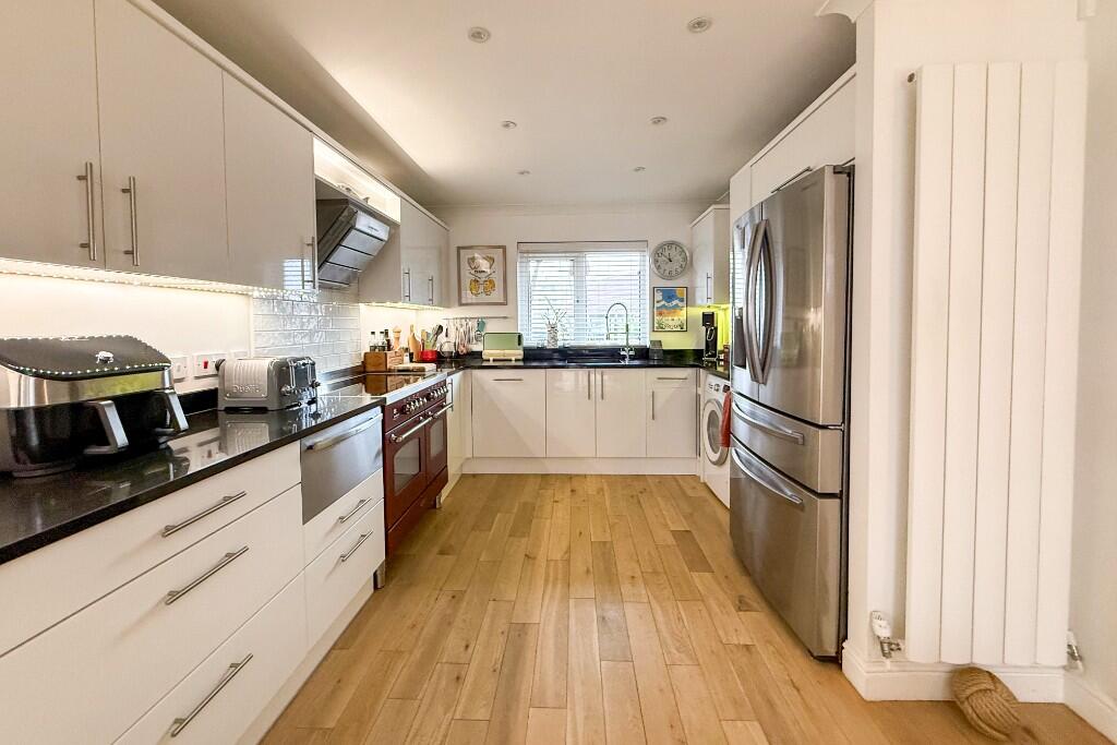 Additional property image - Windward Quay, Sovereign Harbour, Eastbourne, BN23