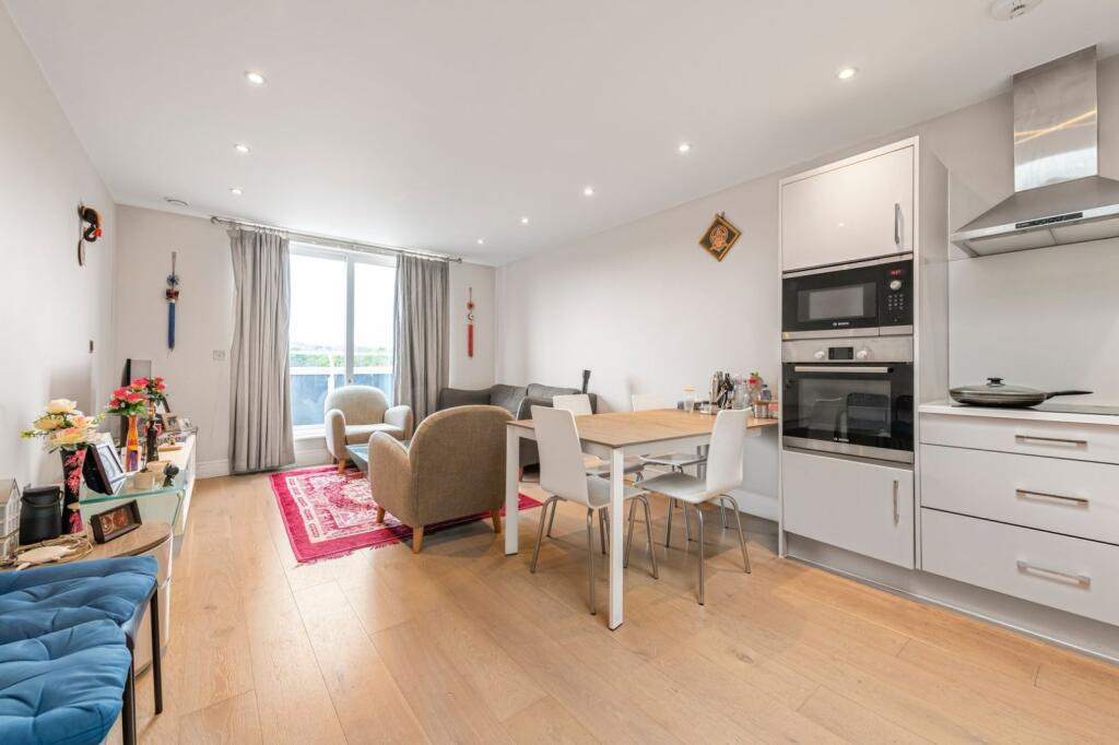 Main image of property: Cricklewood Broadway, London, NW2