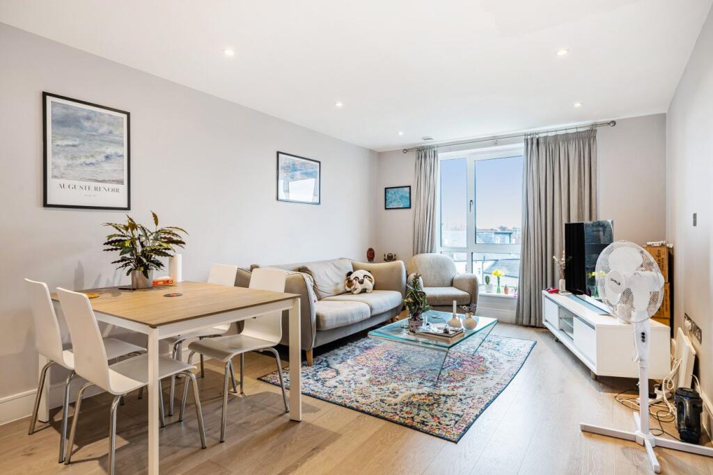 Main image of property: Cricklewood Broadway, London, NW2