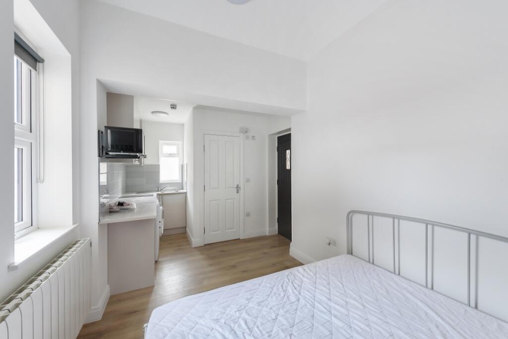 Main image of property: Yew Grove, London, NW2