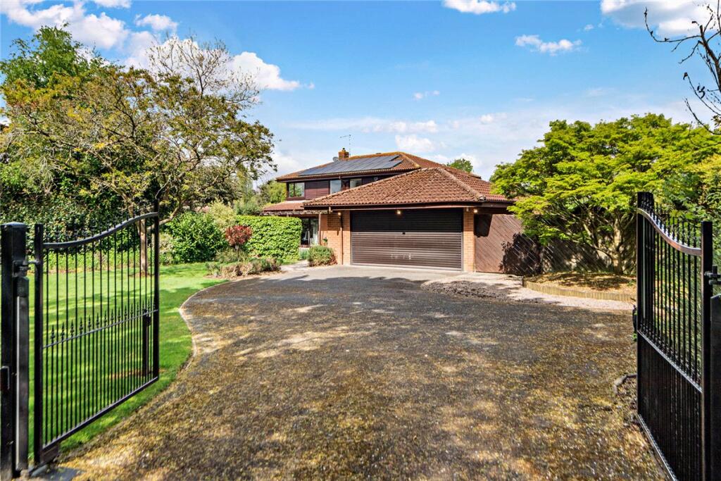 Main image of property: Thorpe Meadows, Peterborough, PE3