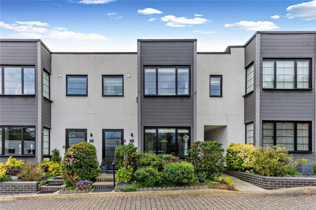 Main image of property: Wansford Mews, Wansford, Peterborough, PE8