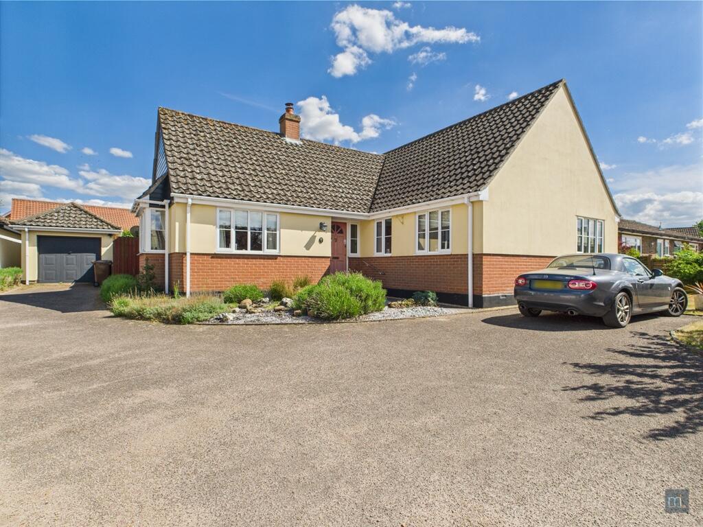 Main image of property: Ash Mead, Badwell Ash, IP31 3DX
