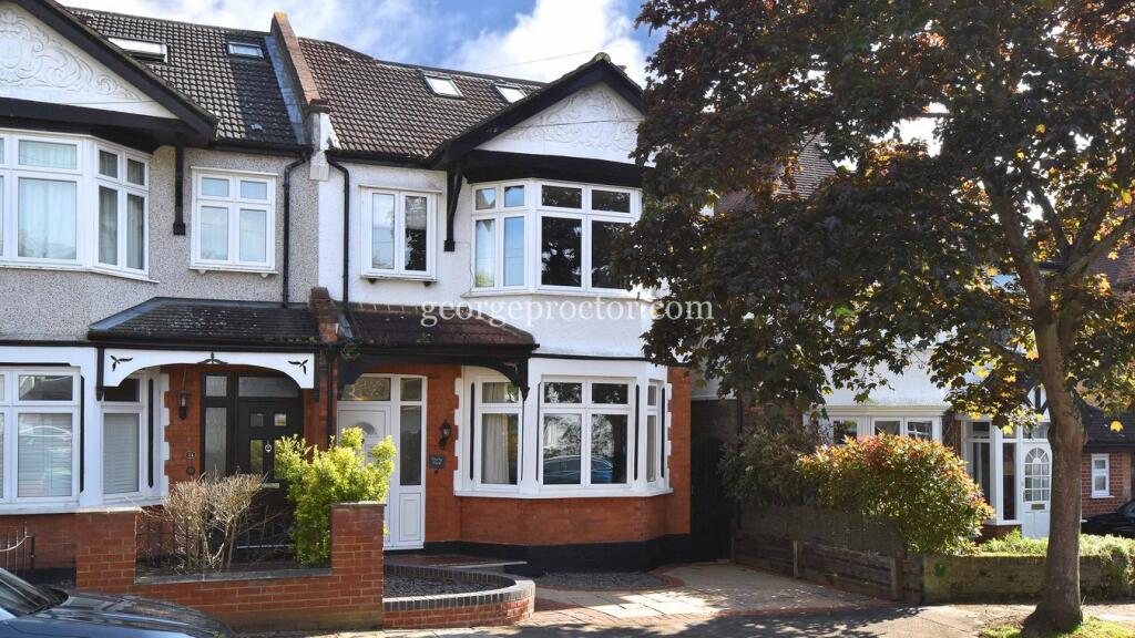 5 bedroom semidetached house for sale in Blenheim Road, Bickley, BR1