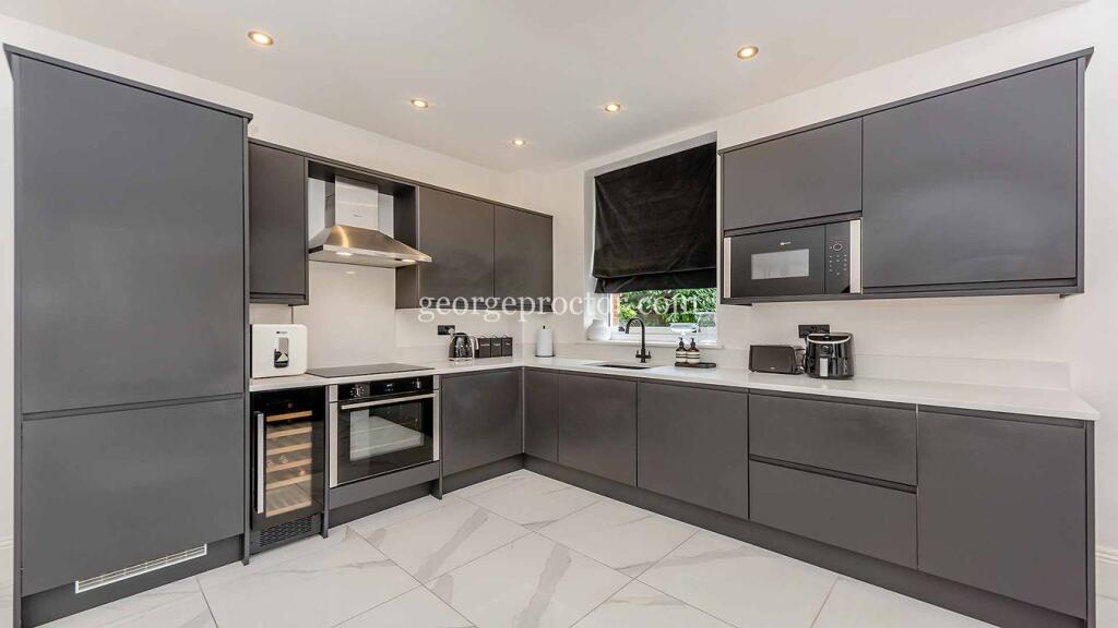 Additional property image - Sundridge Avenue, Bickley, BR1
