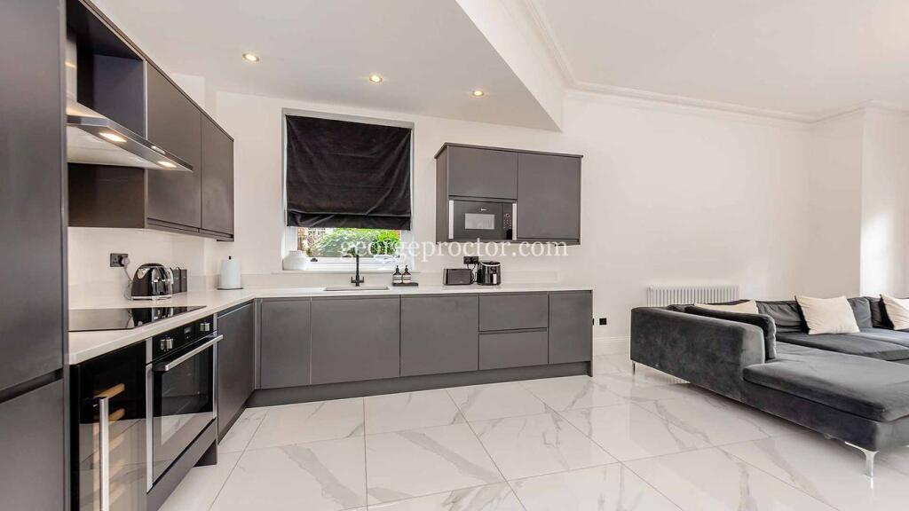 Additional property image - Sundridge Avenue, Bickley, BR1