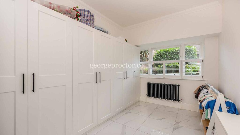 Additional property image - Sundridge Avenue, Bickley, BR1
