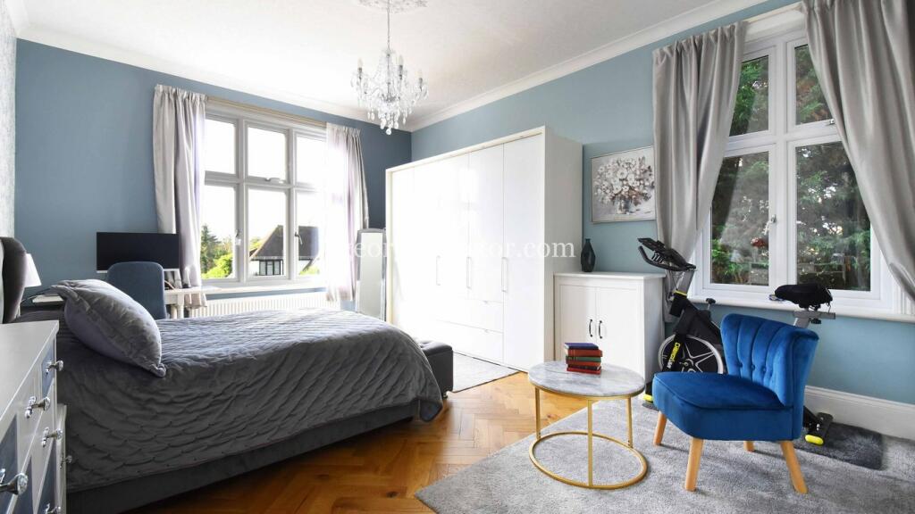 Additional property image - Southborough Road, Bickley, BR1
