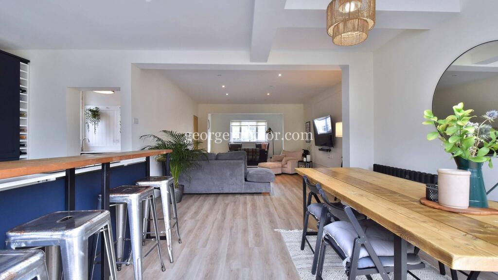 Additional property image - Blackbrook Lane, Bromley, BR2