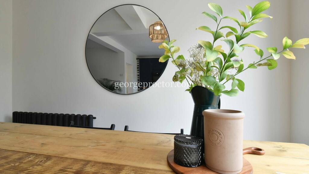 Additional property image - Blackbrook Lane, Bromley, BR2