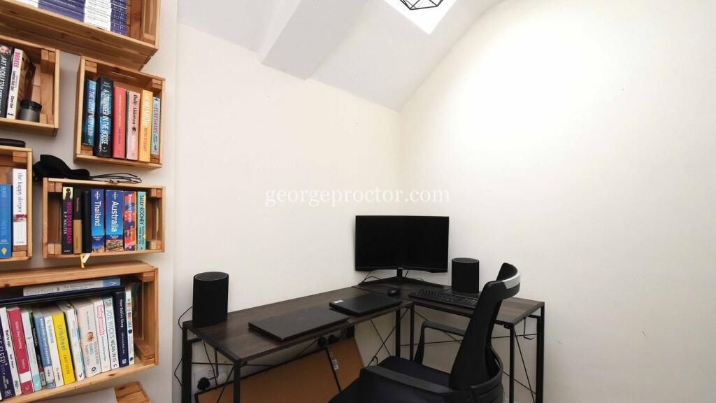 Additional property image - Blackbrook Lane, Bromley, BR2