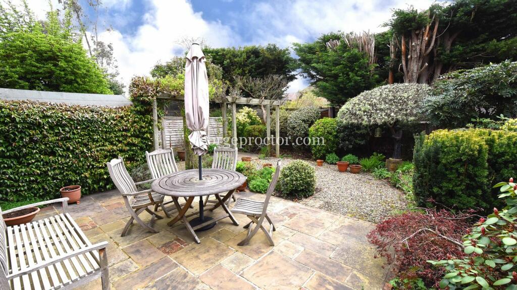 Additional property image - Albyfield, Bickley, BR1