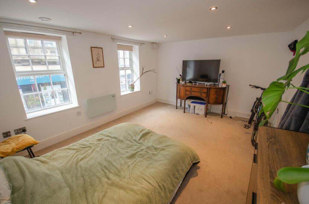 Additional property image - Church Court, Little Church Street, Town Centre, CV21