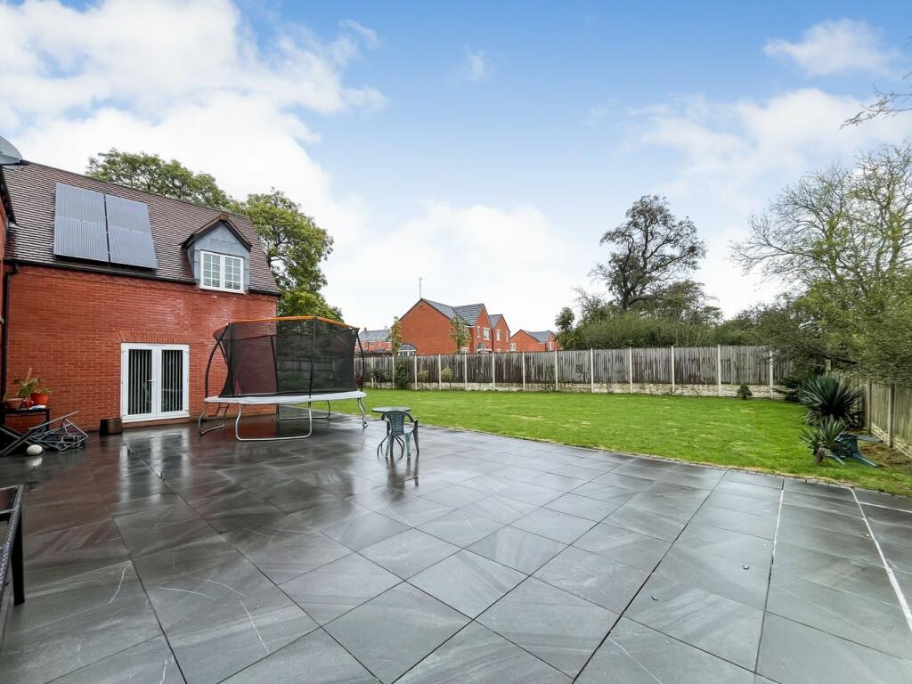 Additional property image - Long Hassocks, Coton Meadows, Rugby, CV23