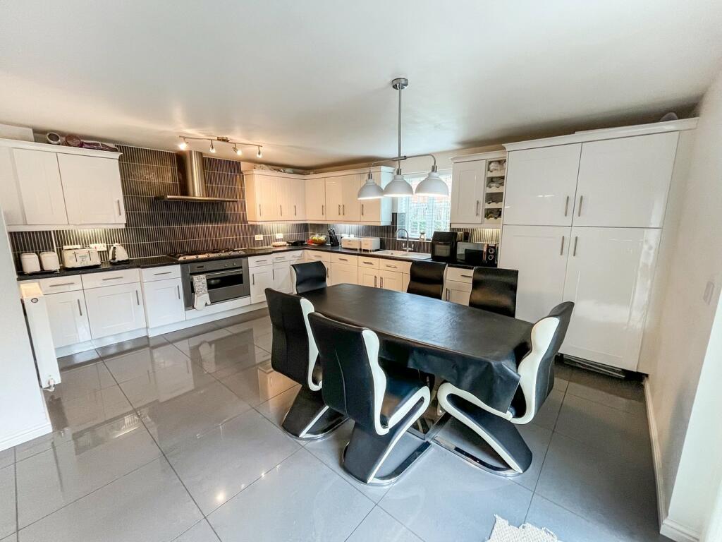 Additional property image - Long Hassocks, Coton Meadows, Rugby, CV23