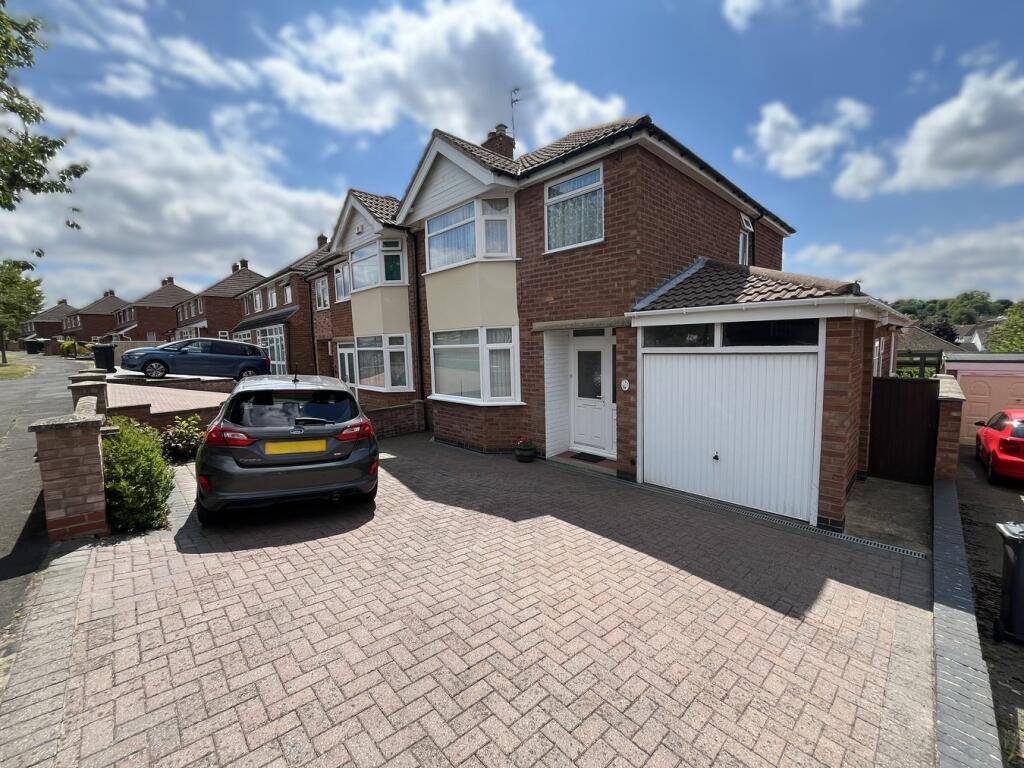 Main image of property: Everest Road, Shakespeare Gardens, Rugby, CV22