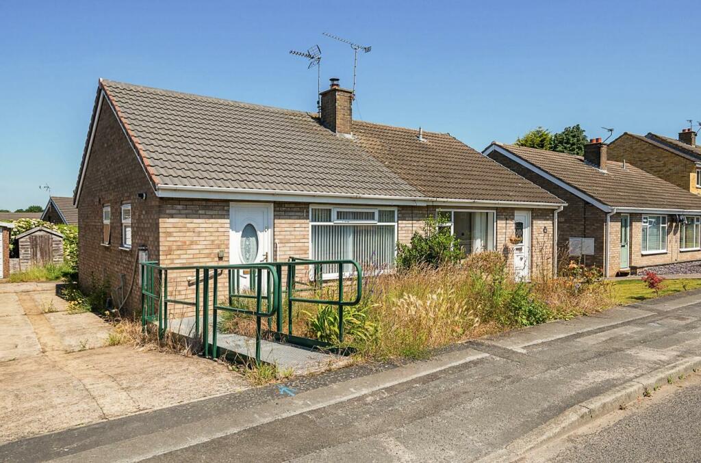 Main image of property: Cedar Close, Thorpe Willoughby