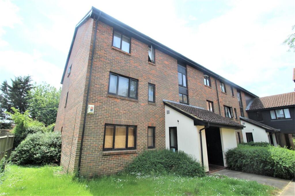 Main image of property: Deerhurst Close, Feltham