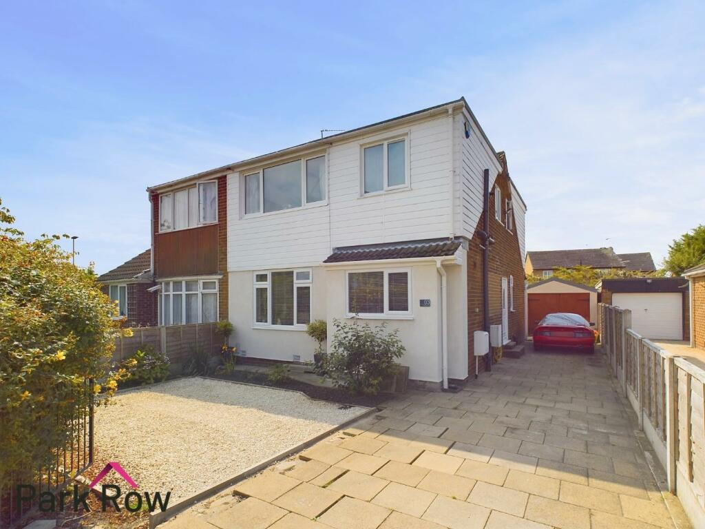 4 bedroom semidetached house for sale in Wolsey Croft, Sherburn In