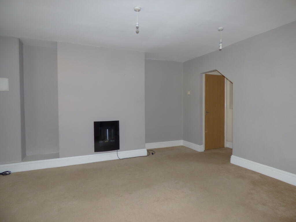 Main image of property: Gilesgate Bank, Gilesgate, DH1 1QG
