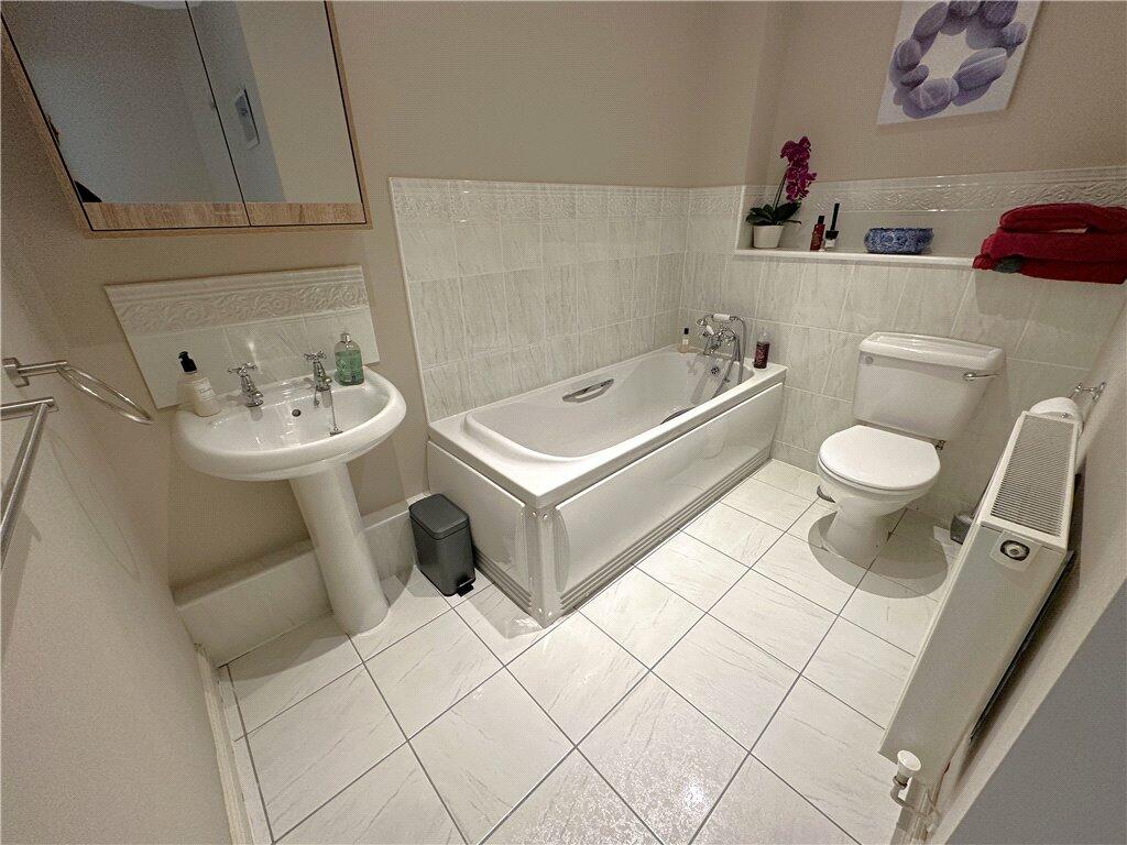 Additional property image - Monterey Wharf, 26 Phoenix Drive, Eastbourne