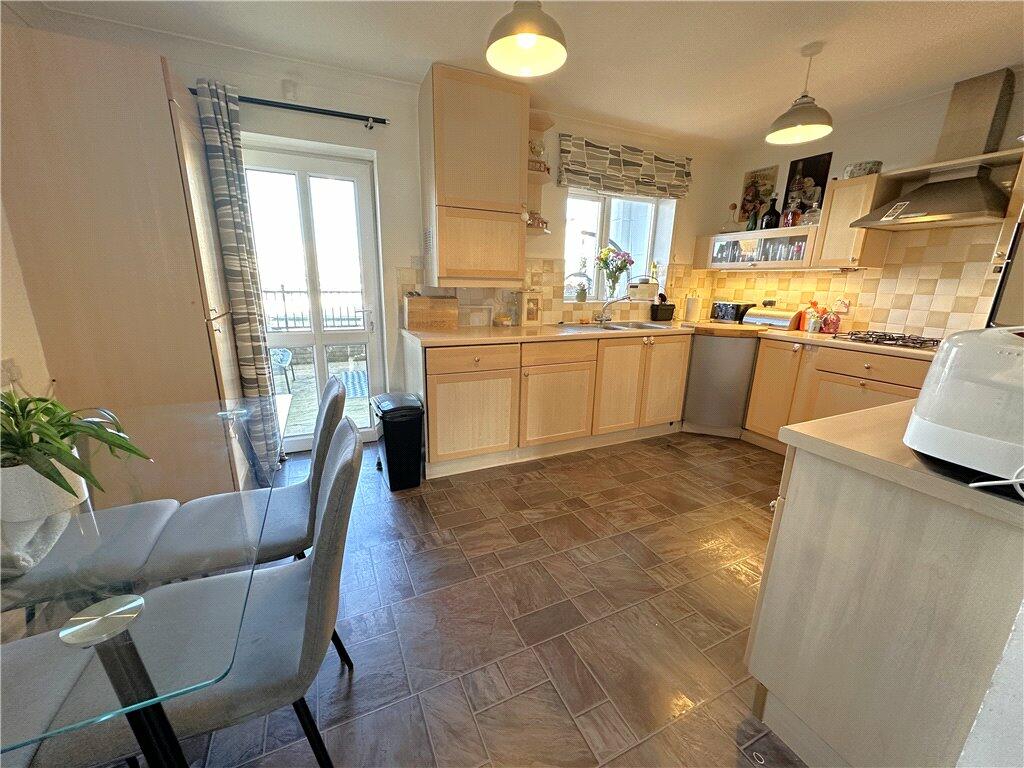 Additional property image - The Piazza, Sovereign Harbour, Eastbourne