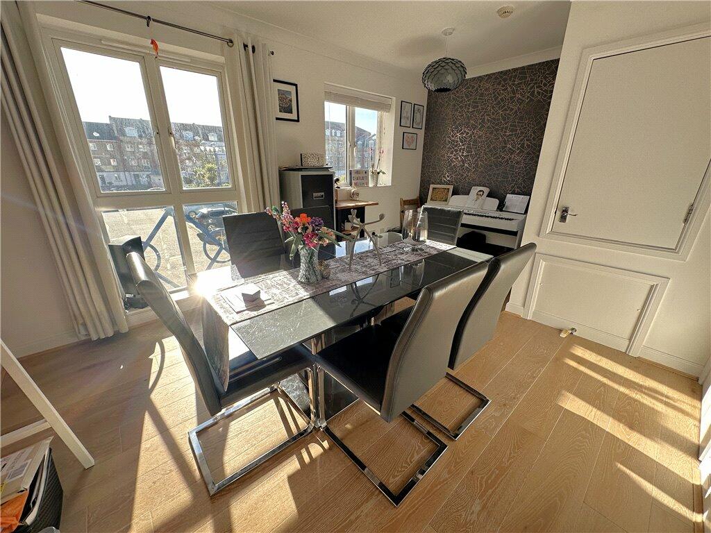 Additional property image - The Piazza, Sovereign Harbour, Eastbourne