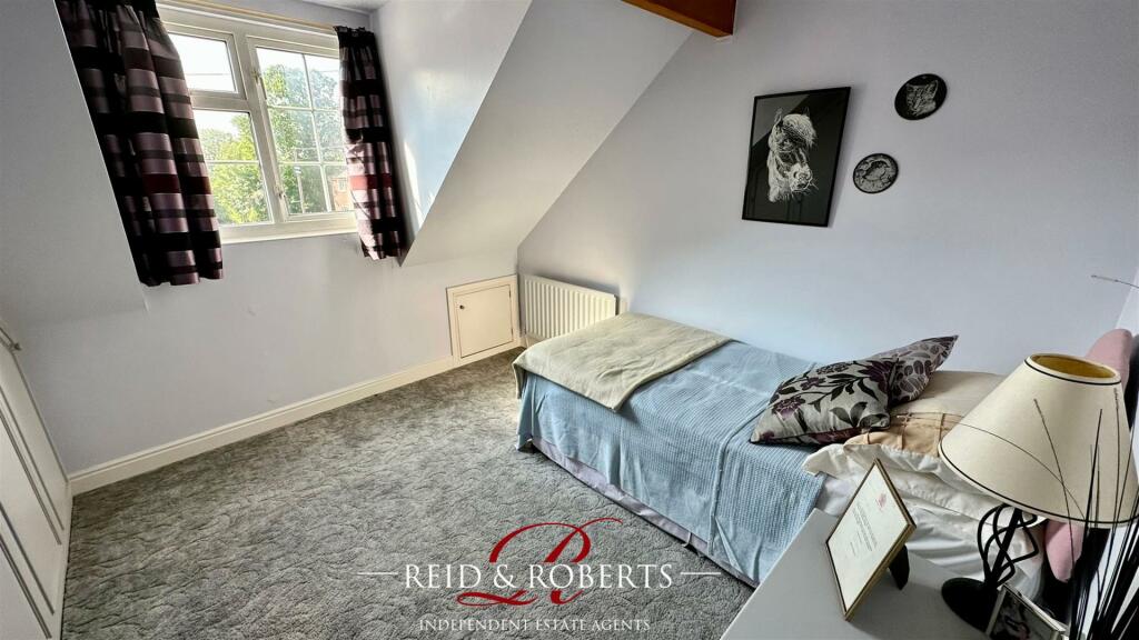 4 bedroom cottage for sale in Llanasa Road, Gronant, Prestatyn, LL19