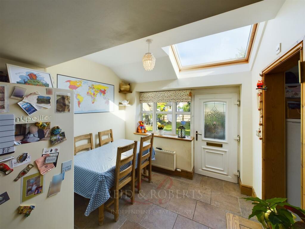 Additional property image - Halkyn