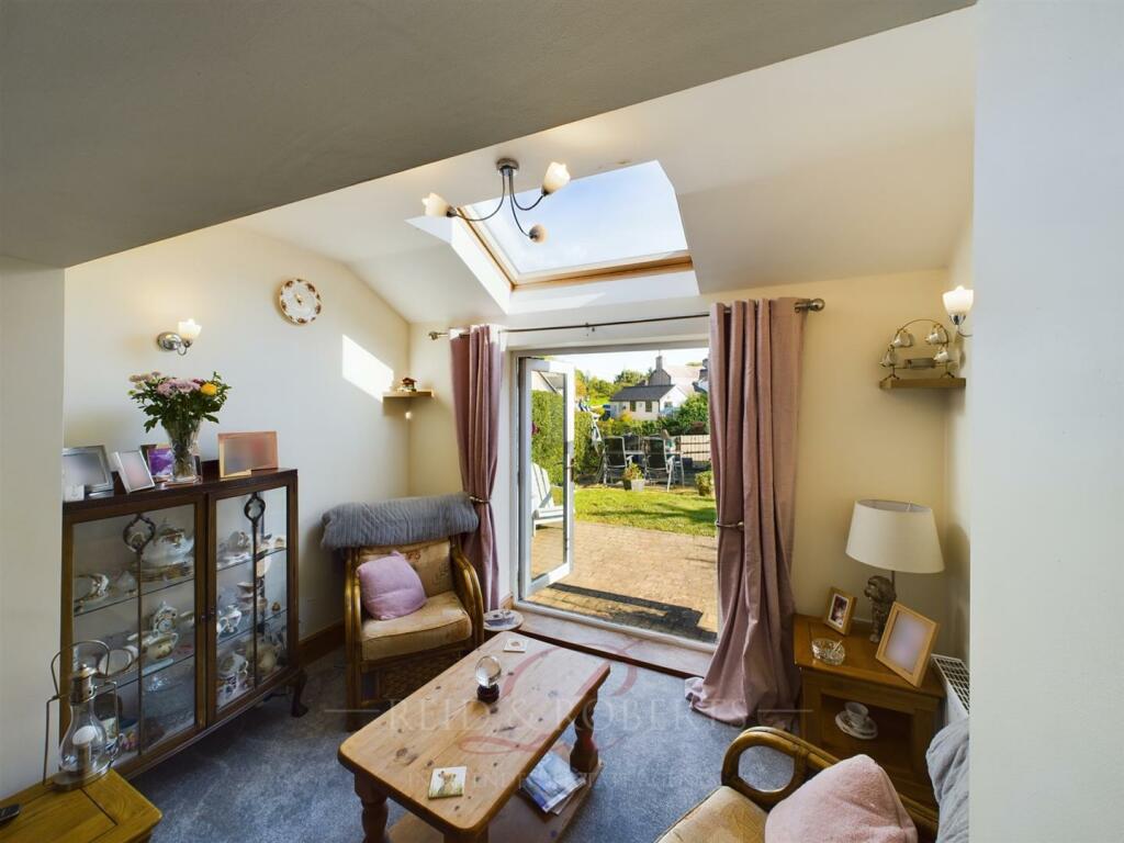 Additional property image - Halkyn