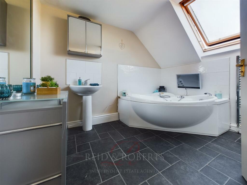 Additional property image - Rhewl Fawr Road, Pen-Y-Ffordd