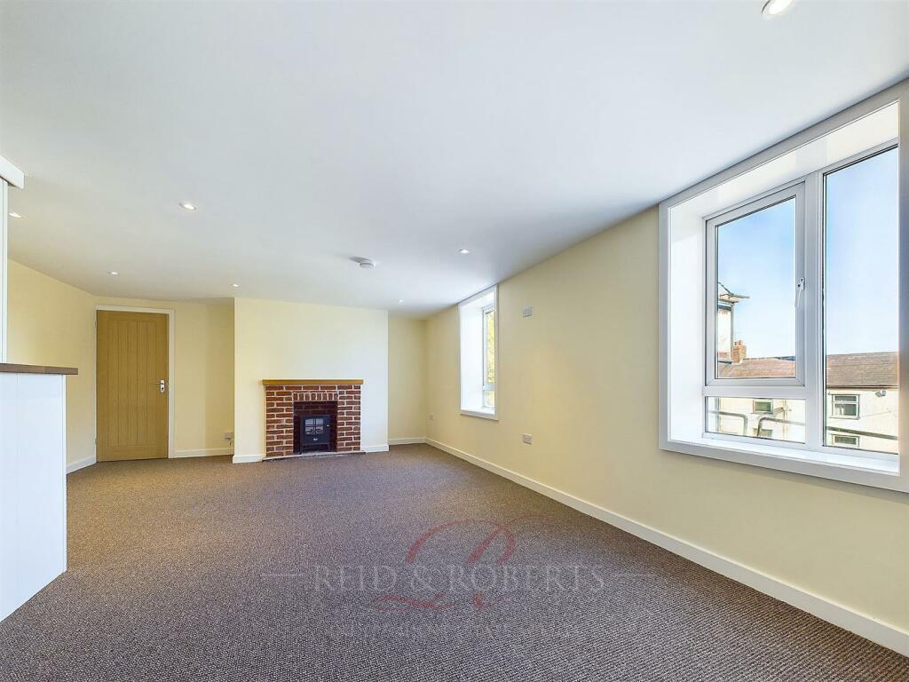 Additional property image - Bagilt Road, Greenfield, Holywell